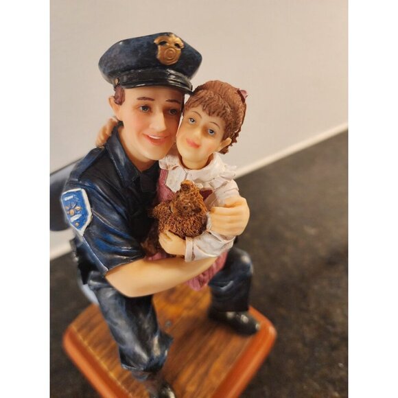 Vanmark Blue Hats Of Bravery "Daddy's Girl" Retired Police Figurine 2/0944 - Picture 5 of 11